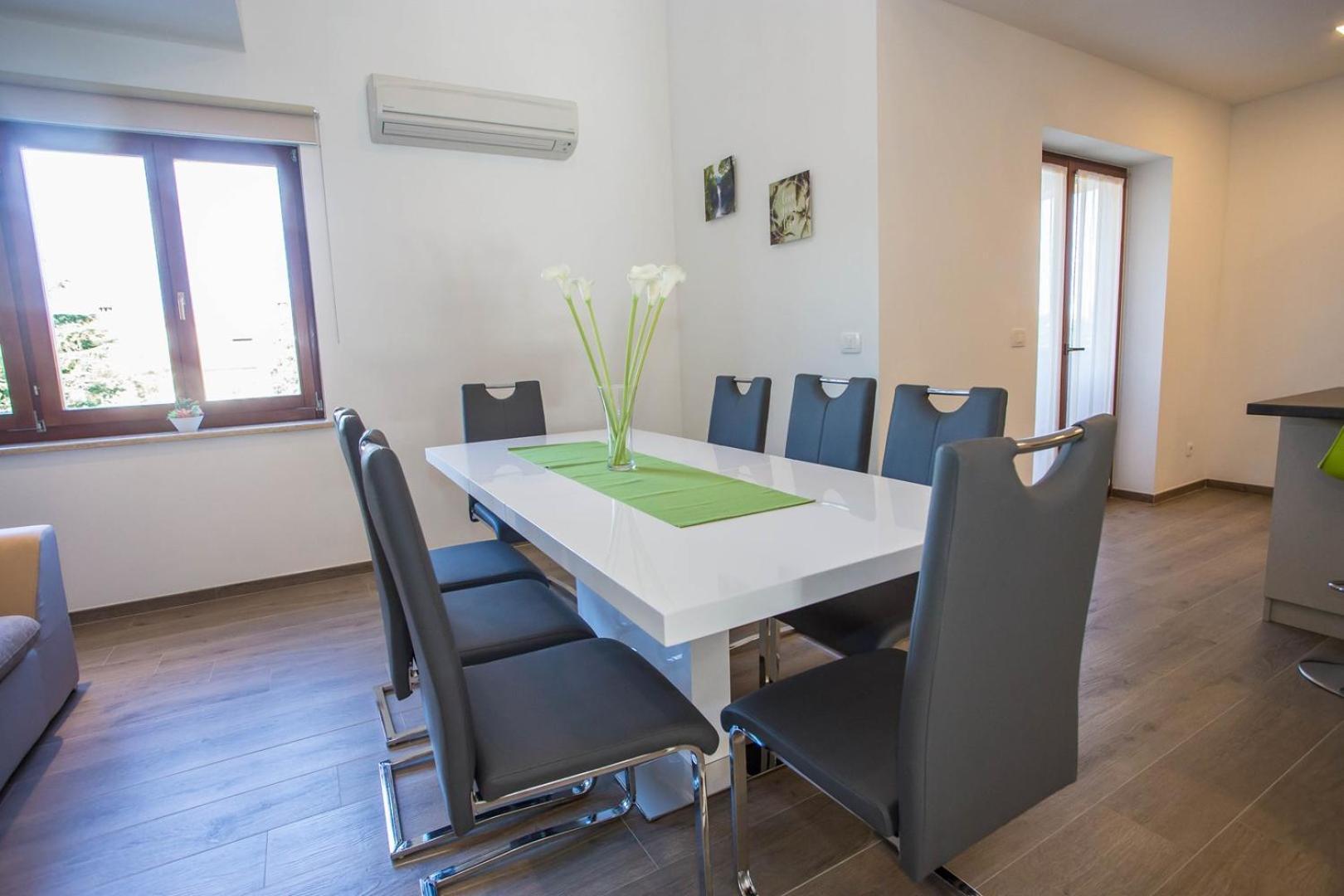 Three Bedroom Milohanic Iv